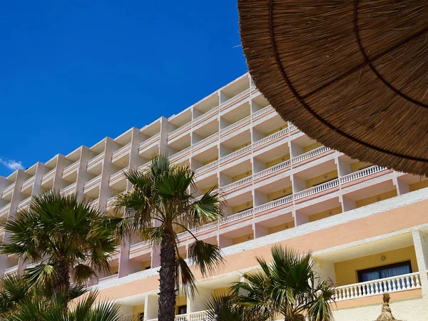 Klasik Tipik Yaz Tatil Akdeniz Resort Otel Costa Blanca Spanya — Stok fotoğraf