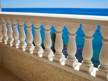 Harika deniz manzaralı Costa Blanca İspanya geleneksel tasarım beyaz Spaish balkon