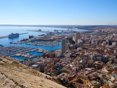 Büyük Akdeniz yaz seyahat hedef - güzel şehir Alicante Costa Blanca Valencia eyaletinin İspanya