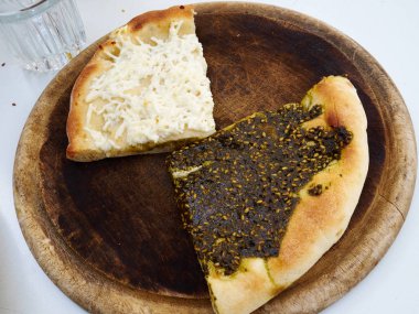 Lübnan'dan Manakish Zaatar geleneksel yemek