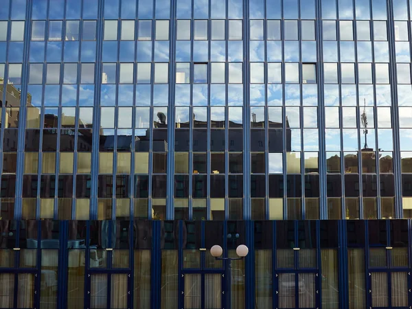 Edificio uffici moderno aziendale — Foto Stock