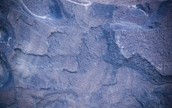 Modré Pozadí Žulový Kámen Vedle Sebe Dálniční Známku Geologické Textura — Stock fotografie