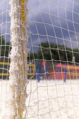 kumlu spor alanında beyaz net yakın çekim. arka plan, yaz.
