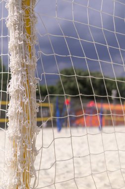 kumlu spor alanında beyaz net yakın çekim. arka plan, yaz.
