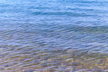 Mavi temiz su. Deniz, göl, Güneş, plaj, arka plan görüntü ve metin eklemek için tatil. Turizm, seyahat.