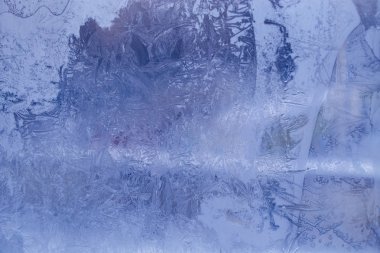 Kış buz dondurulmuş pencere izi. Doku, metin eklemek için arka plan. Yeni yıl tema. Kış. Soğuk.