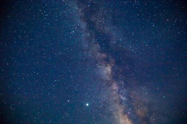 Αστρoφωτoγραφία Γαλακτώδης Τρόπος Που Διασχίζει Τον Ουρανό Φυσικό Περιβάλλον — Φωτογραφία Αρχείου