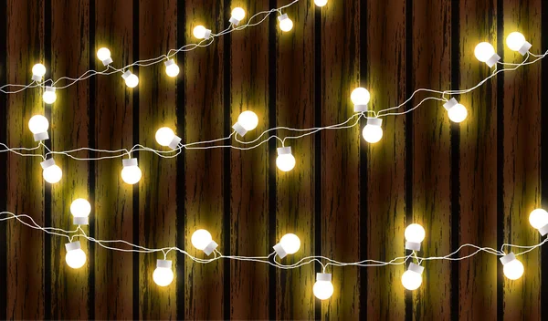 Luci di Natale isolate su sfondo di legno scuro. Ghirlanda incandescente. Lampadine a incandescenza vettoriale su fili . — Vettoriale Stock