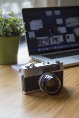 Fotoğrafçı ya da tasarımcı çalışma alanı