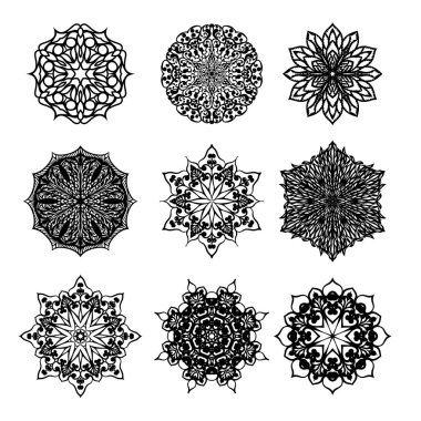 Boyama kitabı için bir takım mandalalar. Süslü, yuvarlak süsler. Stres önleyici terapi örnekleri. Tasarım elementleri. Yoga logoları, meditasyon posterleri. Alışılmadık bir çiçek şekli. Doğulu vektör