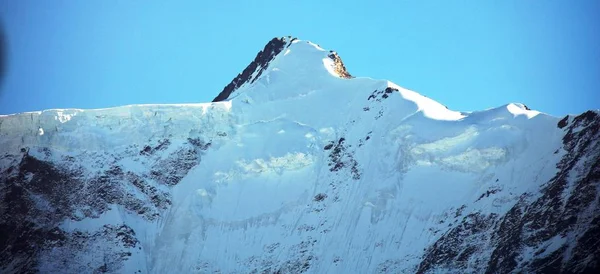 Neve Coperta Montagne Svizzere — Foto Stock