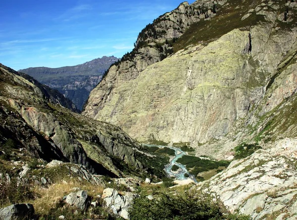 Bergslandskap Schweiz — Stockfoto