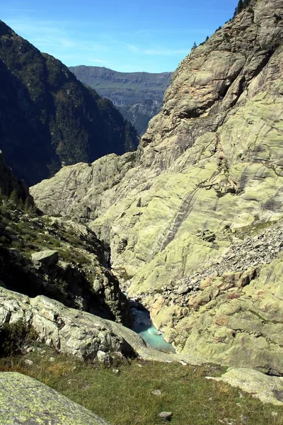 Bergslandskap Schweiz — Stockfoto