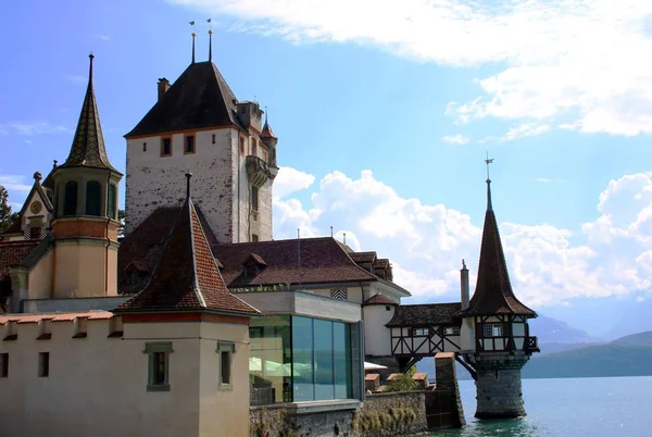 Hrad Oberhofen Švýcarsku — Stock fotografie