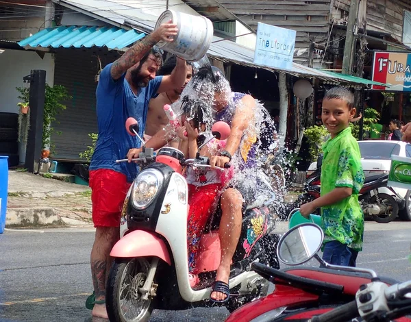 Tayland, Thailand, Krabi. Nisan 2017. Yeni yıl tatili Songkran.