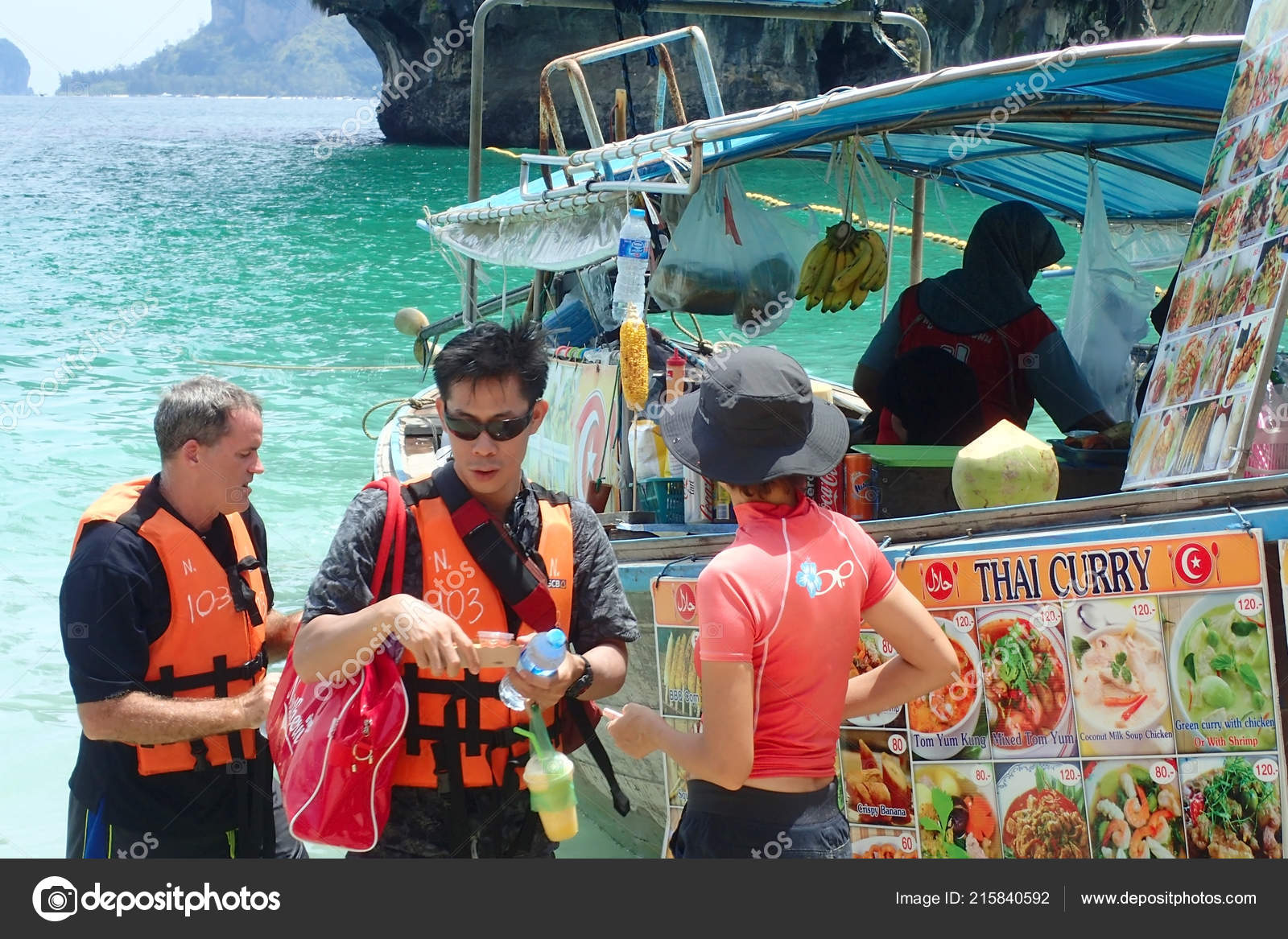 Pranang Beach Railay Rai Leh Krabi Thailand Summer 2017 Floating
