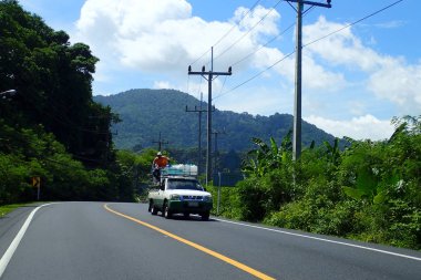 Tayland Phuket. 05/25/2017. Güneşli bir deniz yolu