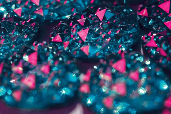 Diamantes de imitación de colores brillantes preciosos — Foto de Stock