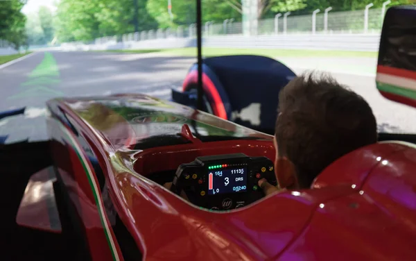 Mailand Italien Okt 2018 Öffentlicher Rennwagen Simulator Auf Ferrari Bei — Stockfoto