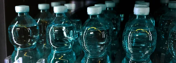 şişe su yakın çekim