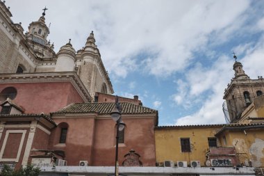 Sevilla'nın tipik cephesi, Endülüs, İspanya