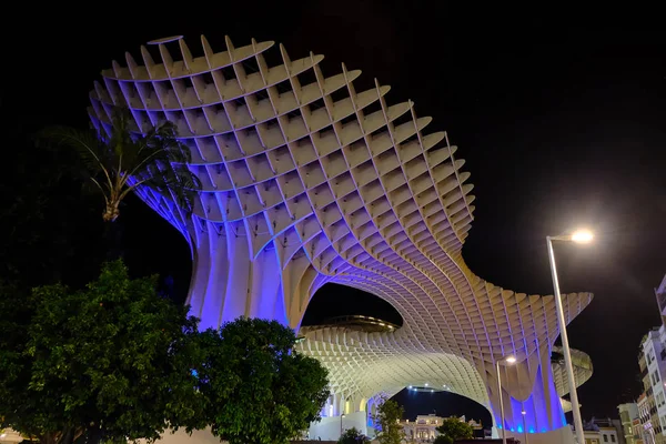 Metropol parasol at night with blue light - Modern architecture in low light situation - April 2019 Seville - Spain- — Stock Photo, Image