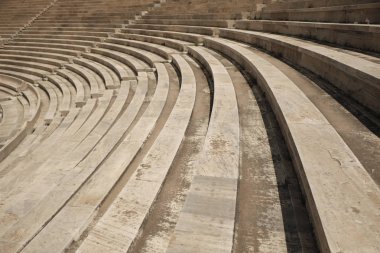 Panathenaic Stadyumu'ndaki tribünler spor tarihinde özel bir yere sahiptir.