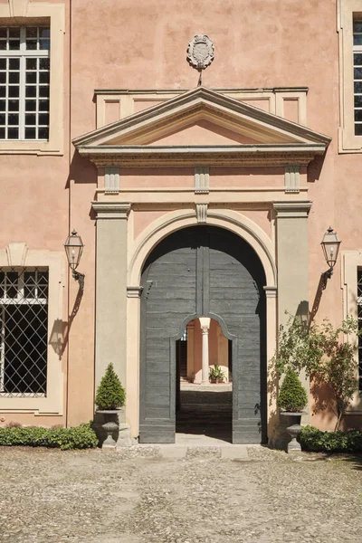 Main entrance of Rivalta castle and landscape - Piacenza - Emilia Romagna, Italy. — Stock Photo, Image