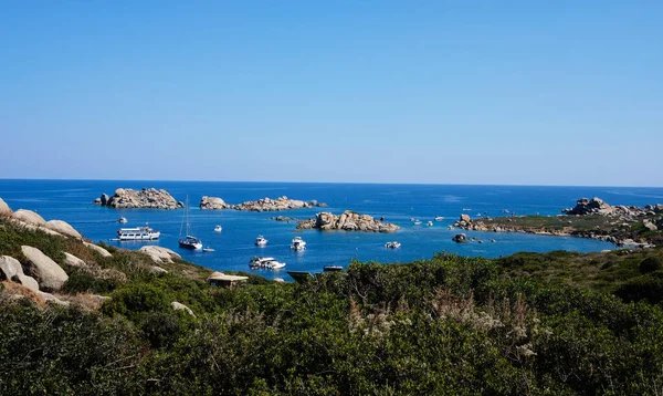 Panorama Van Vuurtoren Kooleilanden Isola Dei Cavoli Met Zeilboot Cagliari — Stockfoto