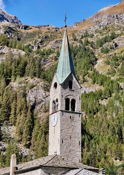 İtalya, Aosta Vadisi, Gressoney-Saint-Jean, San Giovanni Battista Kilisesi