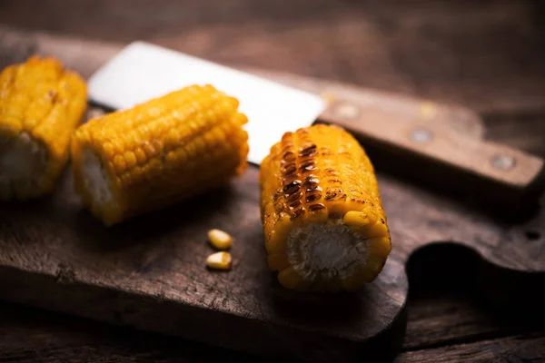 Grilled Corn Wooden Table Close — Stock Photo, Image