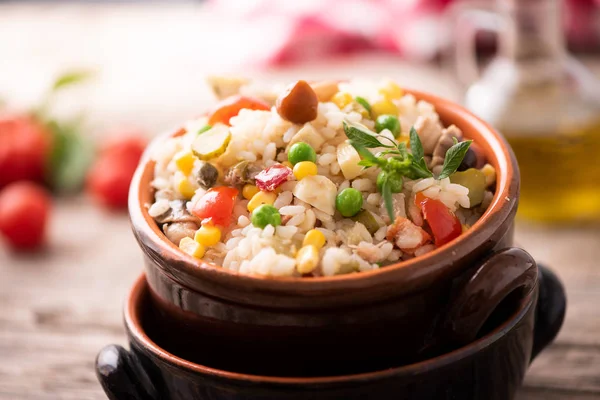 Ensalada Tradicional Arroz Italiano Sobre Mesa Madera — Foto de Stock