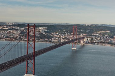 Ünlü 25 Nisan Köprüsü Lizbon, Portekiz