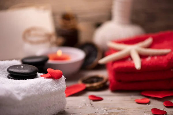 Docoración Bienestar Día San Valentín Con Velas Piedras Cerca — Foto de Stock