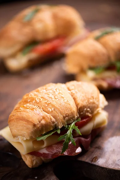 Sándwiches clásicos de croissant — Foto de Stock