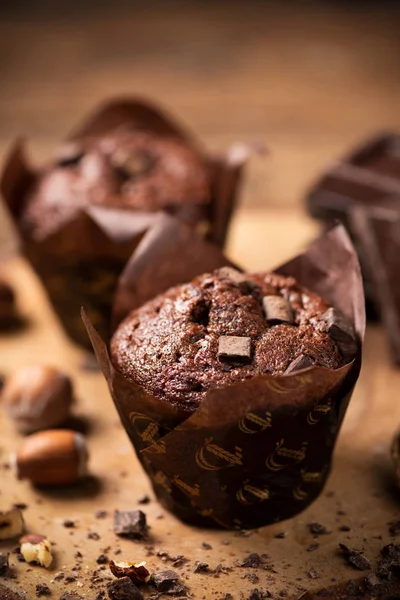 Chocolade muffin met chocolade chips — Stockfoto