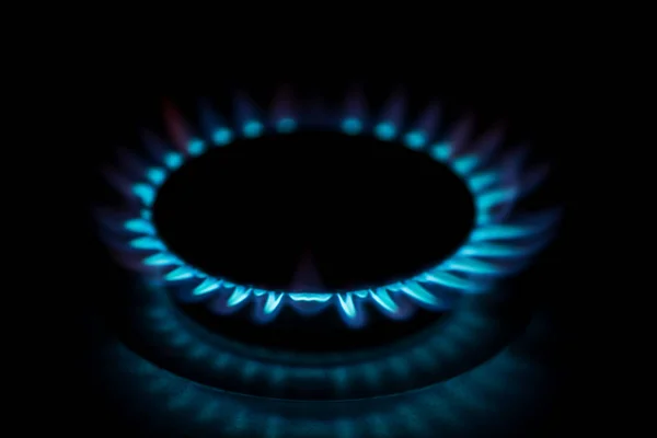Chama a gás de um fogão a gás — Fotografia de Stock