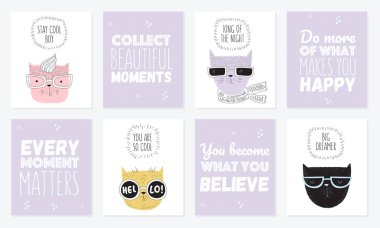 Kartpostal hipster kediler ve serin sloganı vektörel ayarlayın. Doodle illüstrasyon. Dostluk günü, Sevgililer, yıldönümü, Doğum günü, çocuk veya genç parti