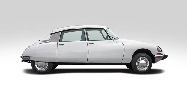 Белый Классический Французский Автомобиль Премиум Класса Вид Сбоку Изолирован Белый — стоковое фото