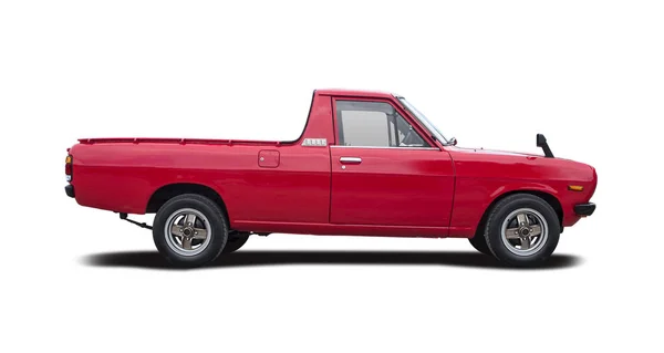赤い古典的な日本のピックアップトラック — ストック写真