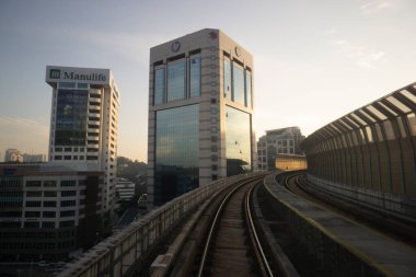 KUALA LUMPUR, MALAYSIA 12 Mart 2020 - Malezya MRT (Mass Rapid Transit) treni, gelecek nesil için bir taşımacılık. MRT ayrıca gelişmiş bir ülke olarak Malezya 'yı da getiriyor.
