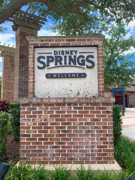 Breng Sign Welkom Gast Naar Disney Springs Orlando Florida Afbeelding — Stockfoto