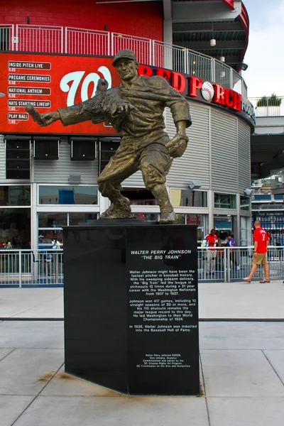 Monument Tillägnad Walter Johnson Nationals Park Washington — Stockfoto