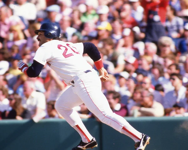 Boston Red Sox Centerfielder Tony Armas Mlb Action 1980 Image — Stock Photo, Image