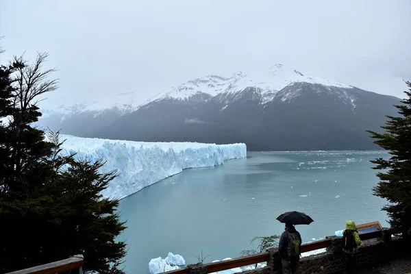 Devant Glacier Perito Moreno Par Temps Pluie — Photo