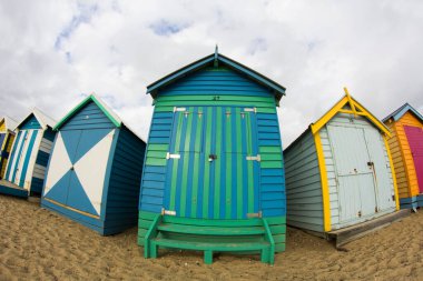 Brighton Plajı 'ndaki renkli evler Melbourne Victoria Avustralya
