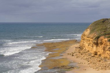 Büyük Okyanus Yolu kıyısındaki güzel manzara, Melbourne Victoria Avustralya.