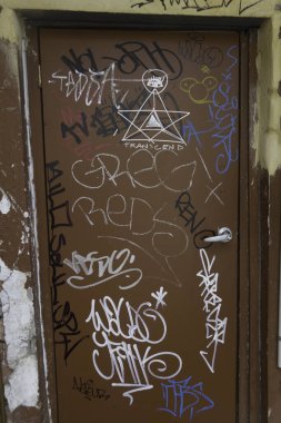 Perth, Batı Avustralya / Avustralya -17 / 01 / 2013: Sokak sanatı, Graffiti, Grand Ln 127 Batı Avustralya Kışlası.