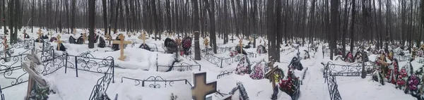 Вид Кладбища Зимой Панорамой Деревянные Кресты — стоковое фото