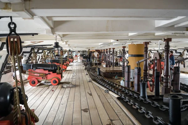 Cacilhas, Portekiz - 21 Nisan 2018: İç fırkateyn ö Fernando II e Gloria Cacilhas, Portekiz Nisan 2018. Bu gemiyi şimdi müze olarak hizmet vermektedir